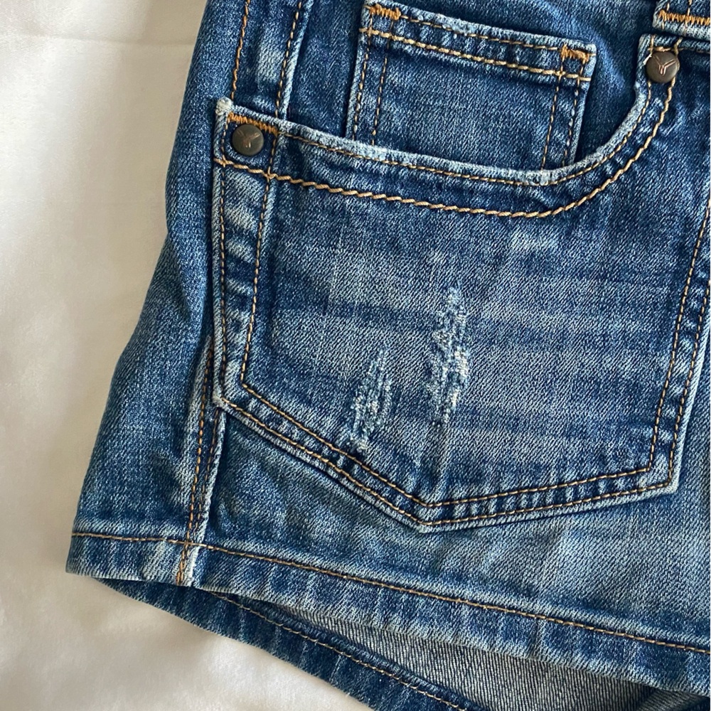 Vigoss Studio Ritz jean Short - Picture 4 of 9